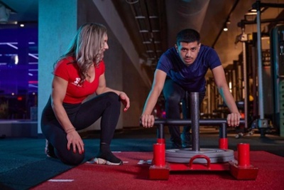 FITNESS FIRST