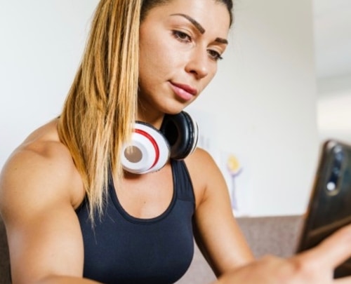 USING THE POWER OF TECH TO MANAGE YOUR FITNESS BUSINESS TEAM